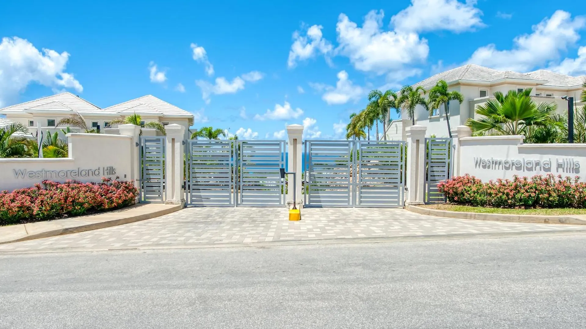 West Coast 2 Bed Sea View Westmoreland Hills Villa セントジェームス