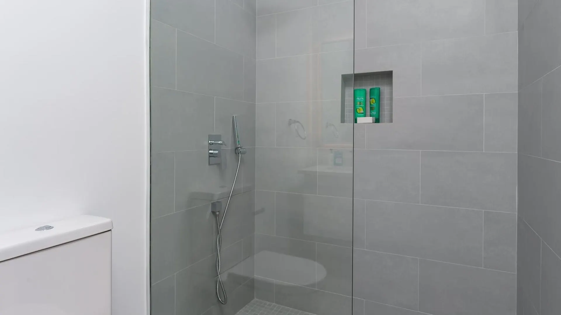 West Coast 2 Bed Sea View Westmoreland Hills Villa セントジェームス バルバドス