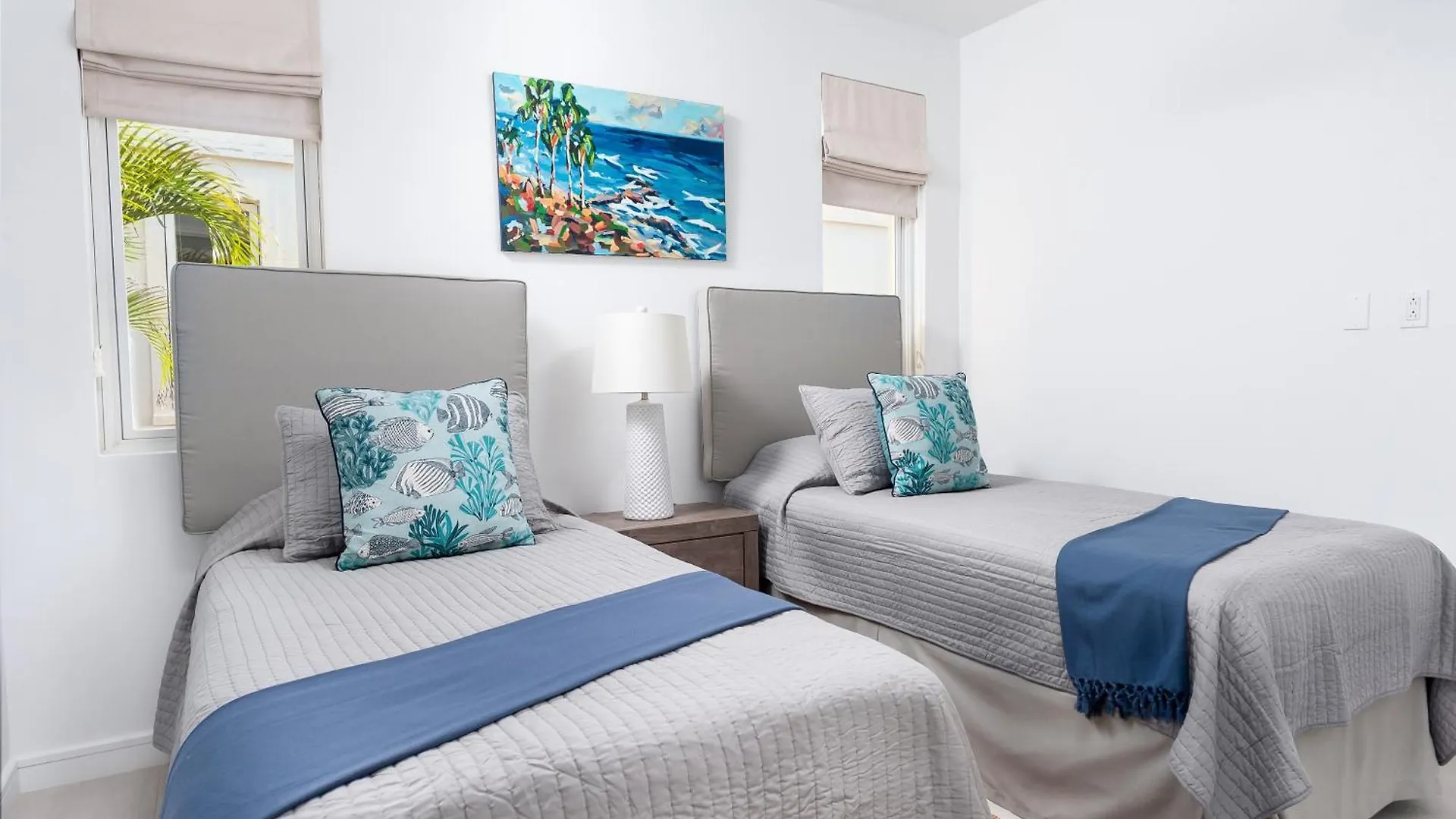West Coast 2 Bed Sea View Westmoreland Hills Villa セントジェームス 0*,  バルバドス